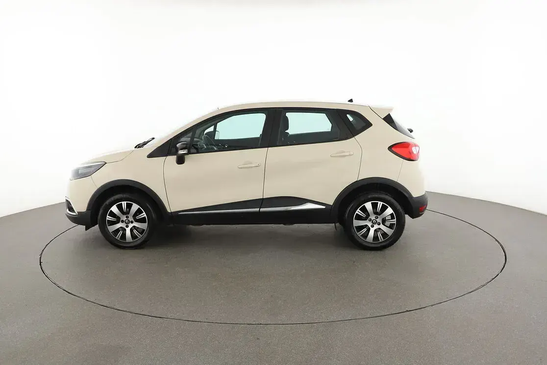 Usata Renault Captur Zen 90 CV (66 kW) 2016 Beige SUV