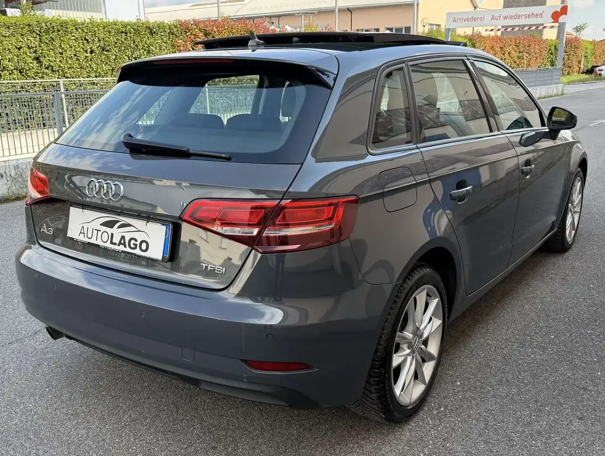 Usata Audi A3 Sport 116 CV (85 kW) 2017 Lilla Berlina