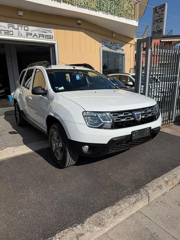 Usata Dacia Duster 105 CV (77 kW) 2014 Bianco SUV