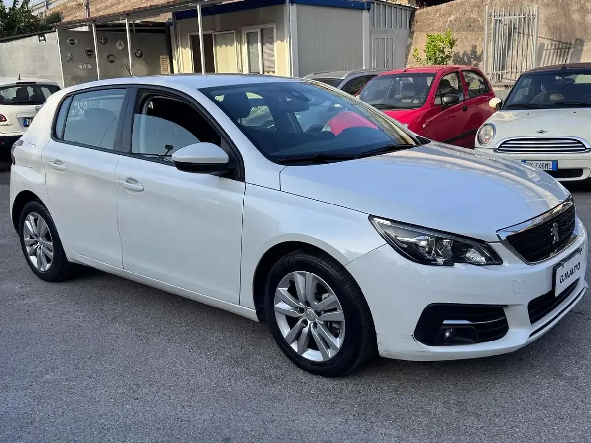 Usata Peugeot 308 Style 131 CV (96 kW) 2019 Bianco Berlina