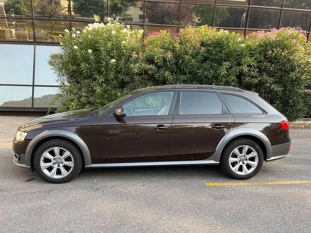 Usata Audi A4 Allroad Ambiente 190 CV (139 kW) 2016 Marrone Station wagon