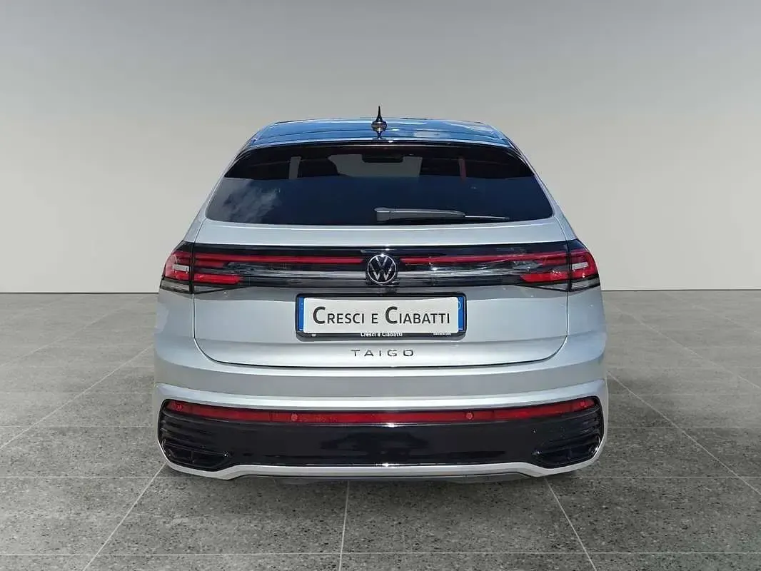 Occasion VW Taigo R-line 150 PK (110 kW) 2023 Zilver SUV