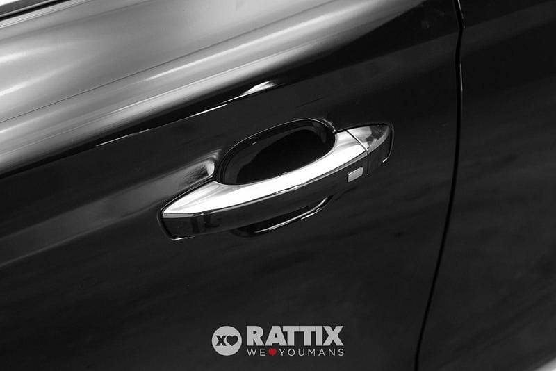 Nuova MG ZS Luxury 111 CV (81 kW) 2026 Nero SUV