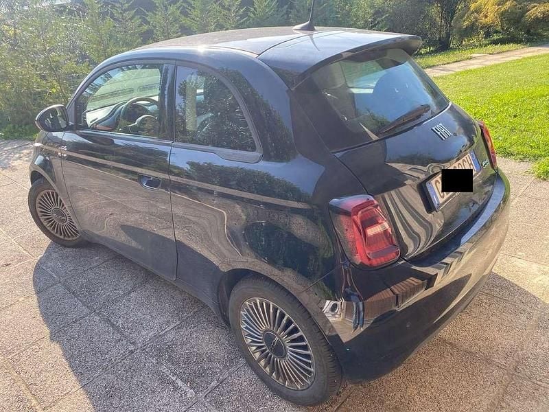 Usata Fiat 500e Icon 42 kW (58 CV) 2021 Nero Utilitaria