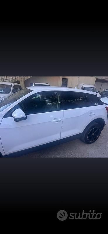 Usata Audi Q2 Business 115 CV (84 kW) 2017 Bianco SUV