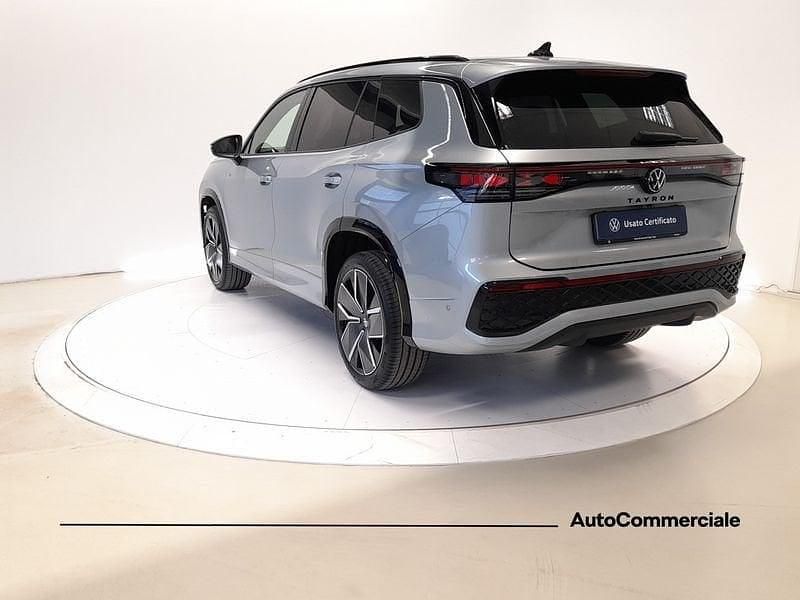 Nuova VW Tayron R-line Plus 150 CV (110 kW) 2026 Argento SUV