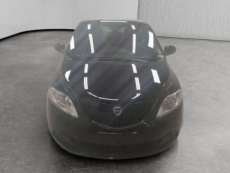 Usata Lancia Ypsilon S 69 CV (50 kW) 2024 Nero Utilitaria