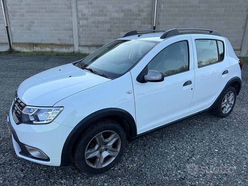 Brugt Dacia Sandero Stepway 90 HK (66 kW) 2017 Hvid Sedan