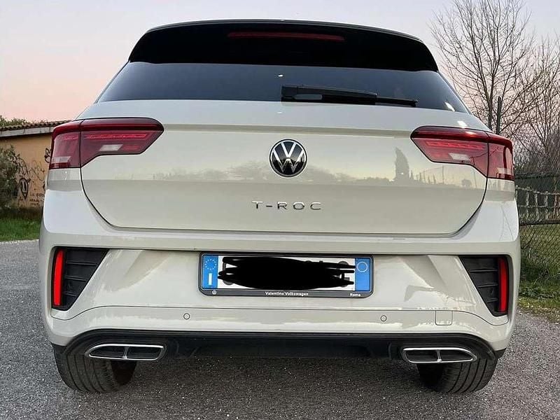 Usata VW T-Roc R-line 110 CV (80 kW) 2023 Grigio SUV