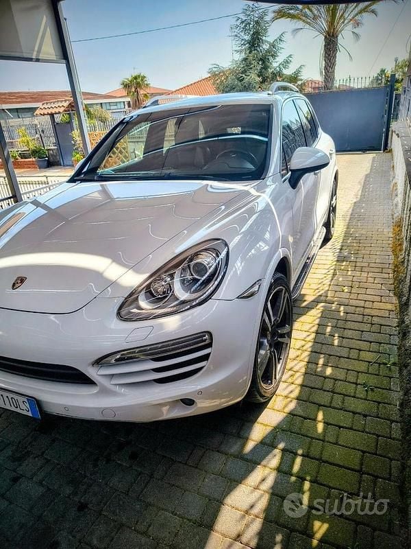 Usata Porsche Cayenne 250 CV (183 kW) 2014 Bianco SUV