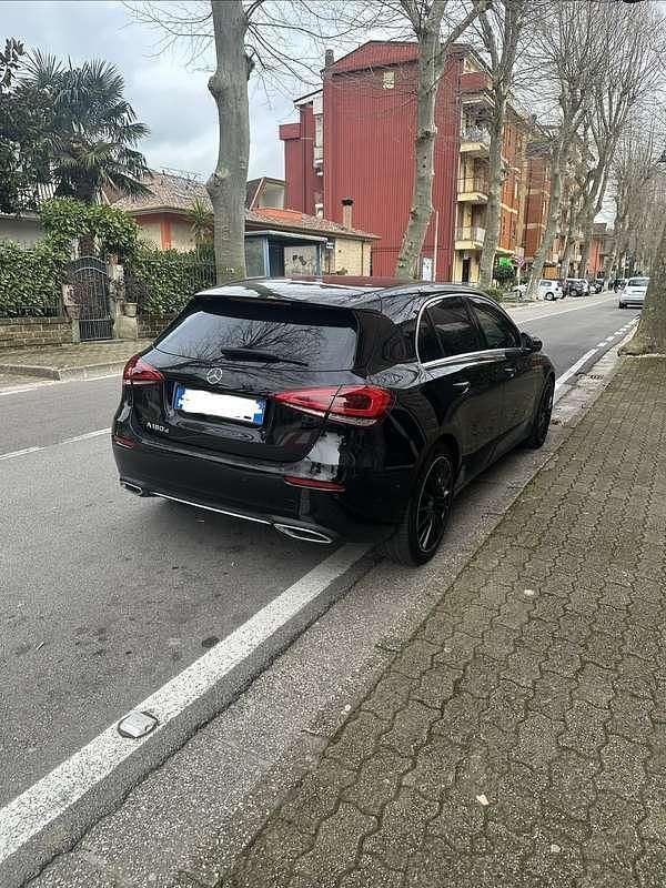 Usata Mercedes A180 116 CV (85 kW) 2020 Berlina