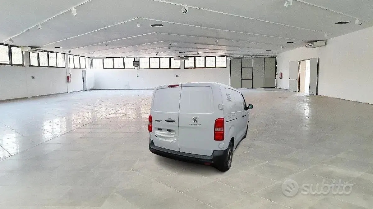 Usata Peugeot Expert Premium 120 CV (88 kW) 2023 Bianco Furgone