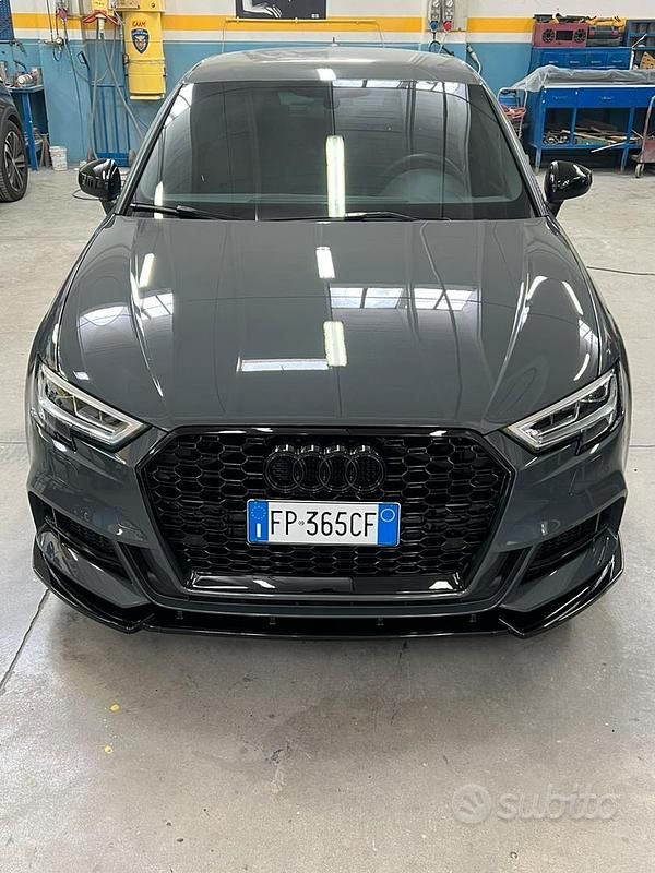 Usata Audi A3 S-Line 150 CV (110 kW) 2018 Grigio Berlina