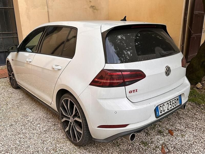Usata VW Golf VII GTI 245 CV (180 kW) 2019 Bianco Berlina