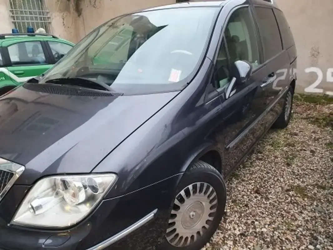 Usata Lancia Phedra 170 CV (125 kW) 2008 Monovolume