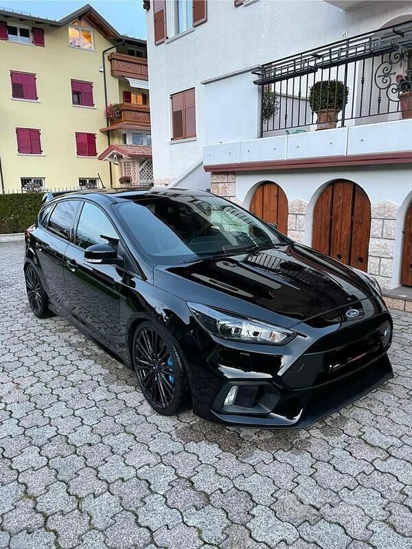 Nero Usata 2018 Ford Focus RS Tre volumi | 30.900 € - Immagine 1/4