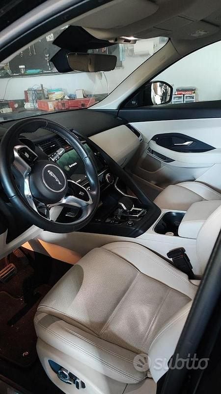 Usata Jaguar E-Pace 163 CV (119 kW) 2021 Nero SUV