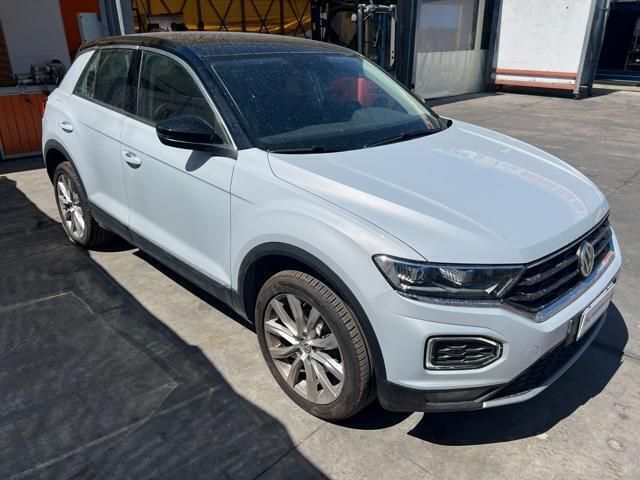 Usata VW T-Roc Advance 150 CV (110 kW) 2019 Bianco SUV