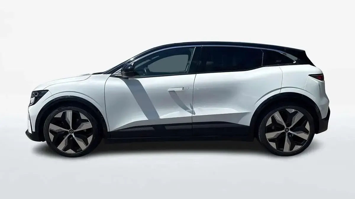 Usata Renault Megane E-Tech Techno 160 kW (218 CV) 2023 Bianco Berlina