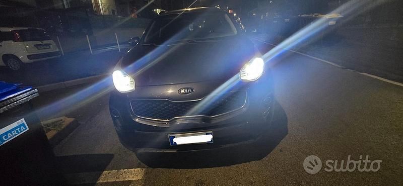 Grigio Usata 2016 Kia Sportage SUV | 9000 € (Super prezzo) - Immagine 1/4