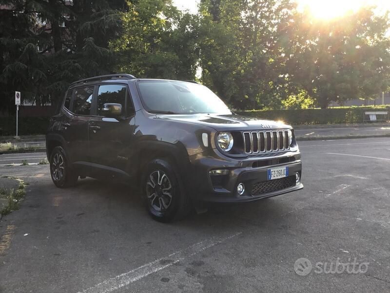 Grigio Usata 2019 Jeep Renegade Longitude SUV | 14.900 € (Buon prezzo) - Immagine 1/4