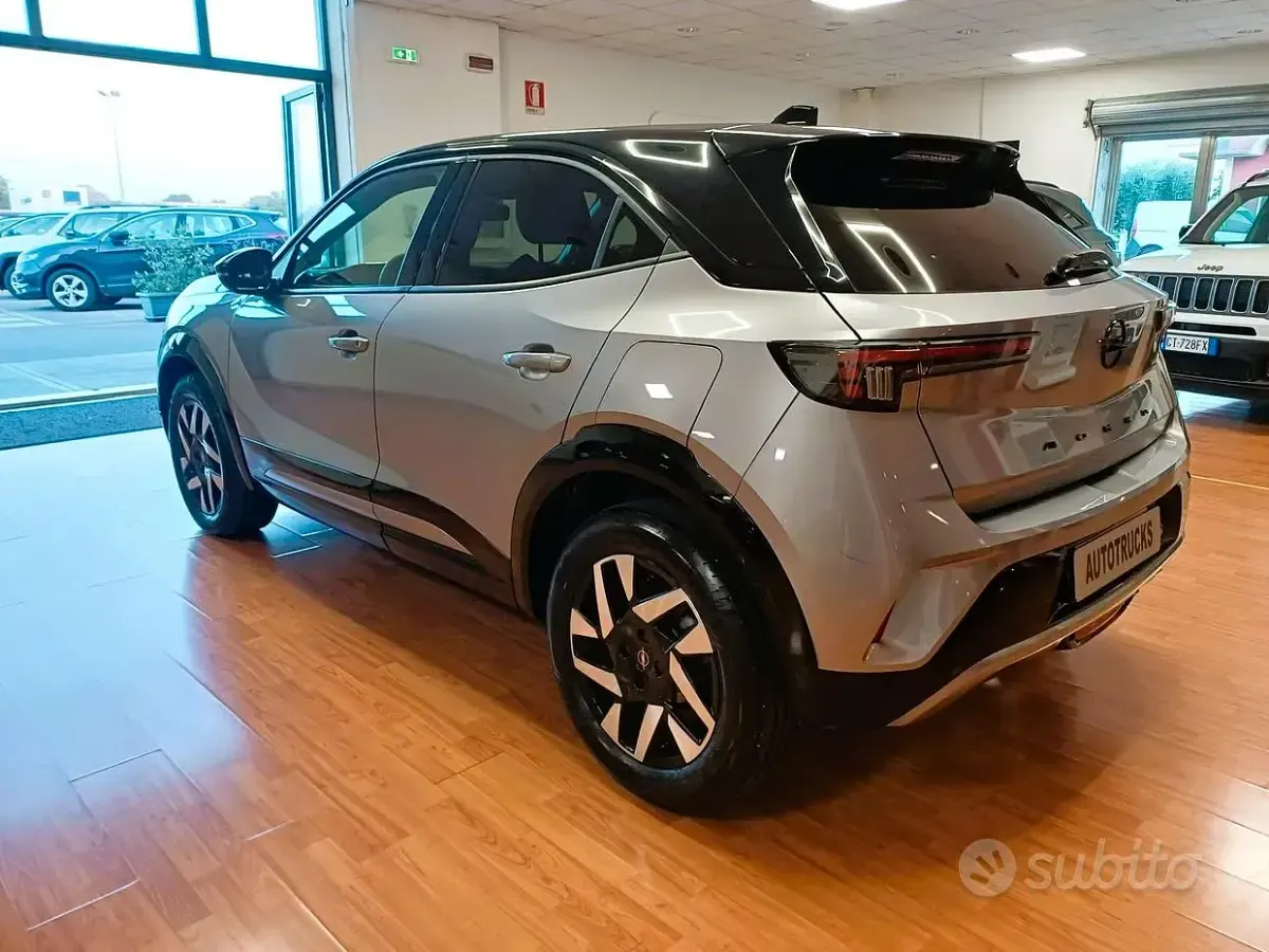Usata Opel Mokka Edition 131 CV (96 kW) 2025 Grigio SUV