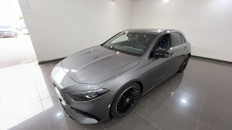 Nuova Mercedes A200 Advanced Plus 150 CV (110 kW) 2026 Grigio montagna met. Berlina