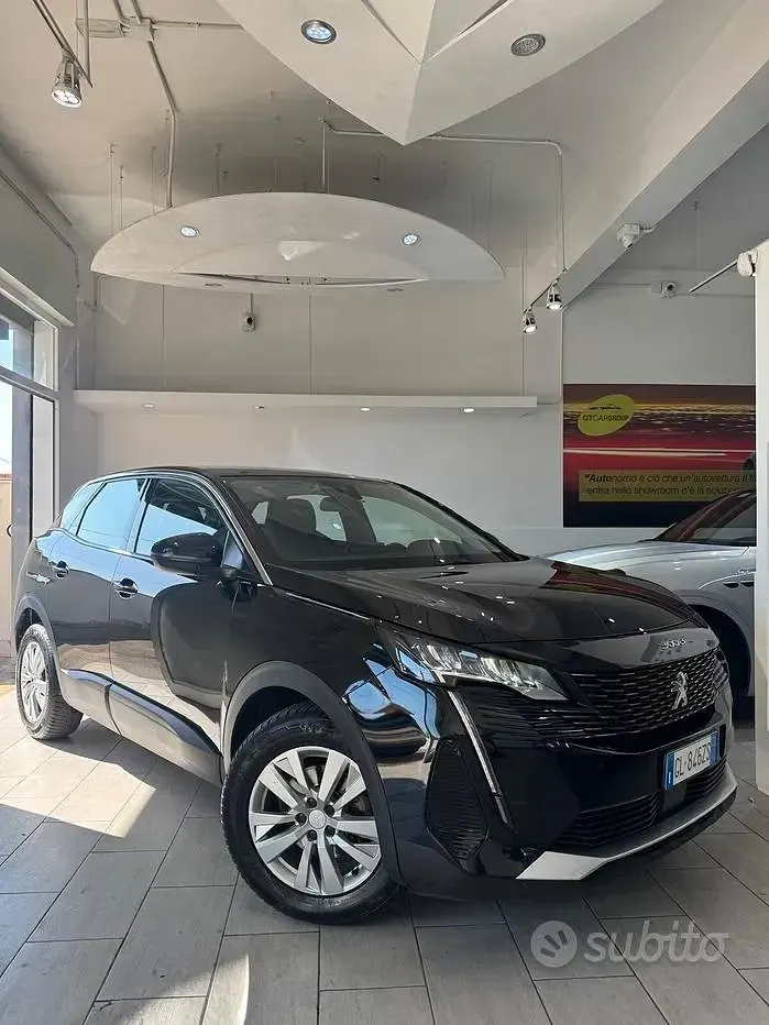Usata Peugeot 3008 Allure 131 CV (96 kW) 2022 Nero SUV
