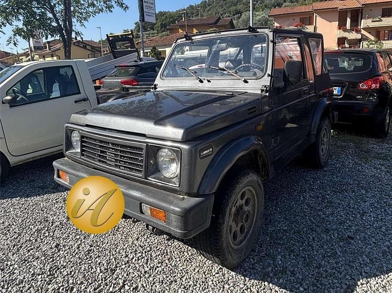 Usata Suzuki Samurai 64 CV (47 kW) 1990 Grigio SUV