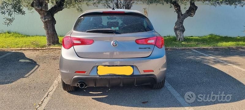 Usata Alfa Romeo Giulietta 120 CV (88 kW) 2019 Grigio Utilitaria