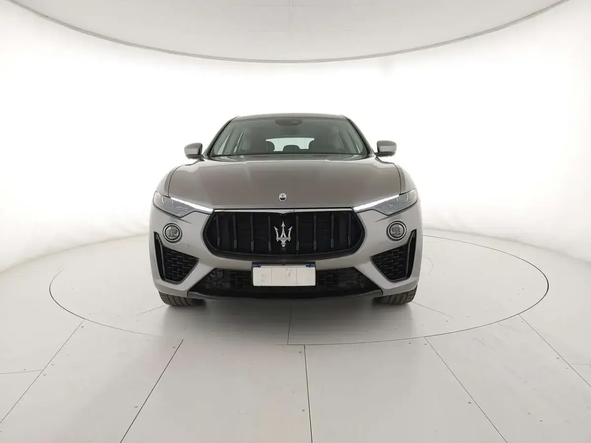 Usata Maserati Levante GT 330 CV (242 kW) 2022 Grigio SUV