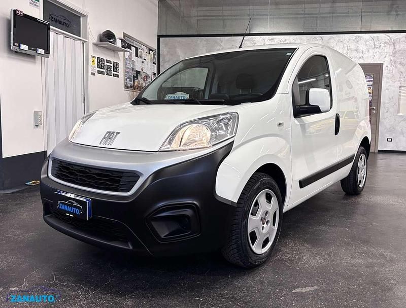 Usata Fiat Fiorino 95 CV (69 kW) 2023 Vernice standard Monovolume
