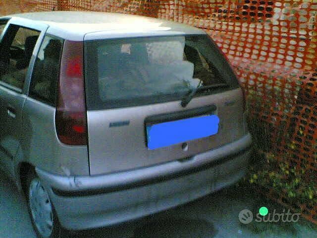 Usata Fiat Punto 86 CV (63 kW) 1998 Grigio Utilitaria