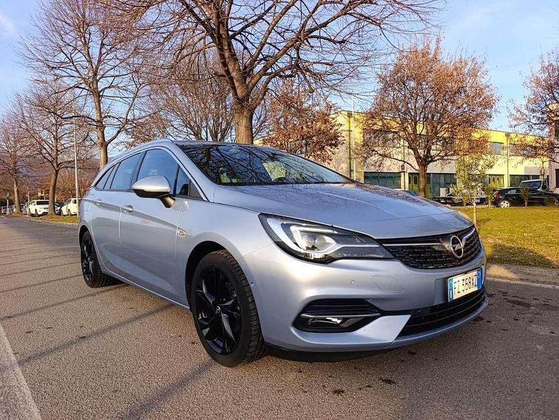 Blu/azzurro Usata 2020 Opel Astra Sport Station wagon | 6900 € (Ottimo prezzo) - Immagine 1/4