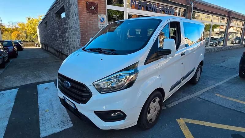 Usata Ford Transit Custom 131 CV (96 kW) 2018 Bianco Station wagon