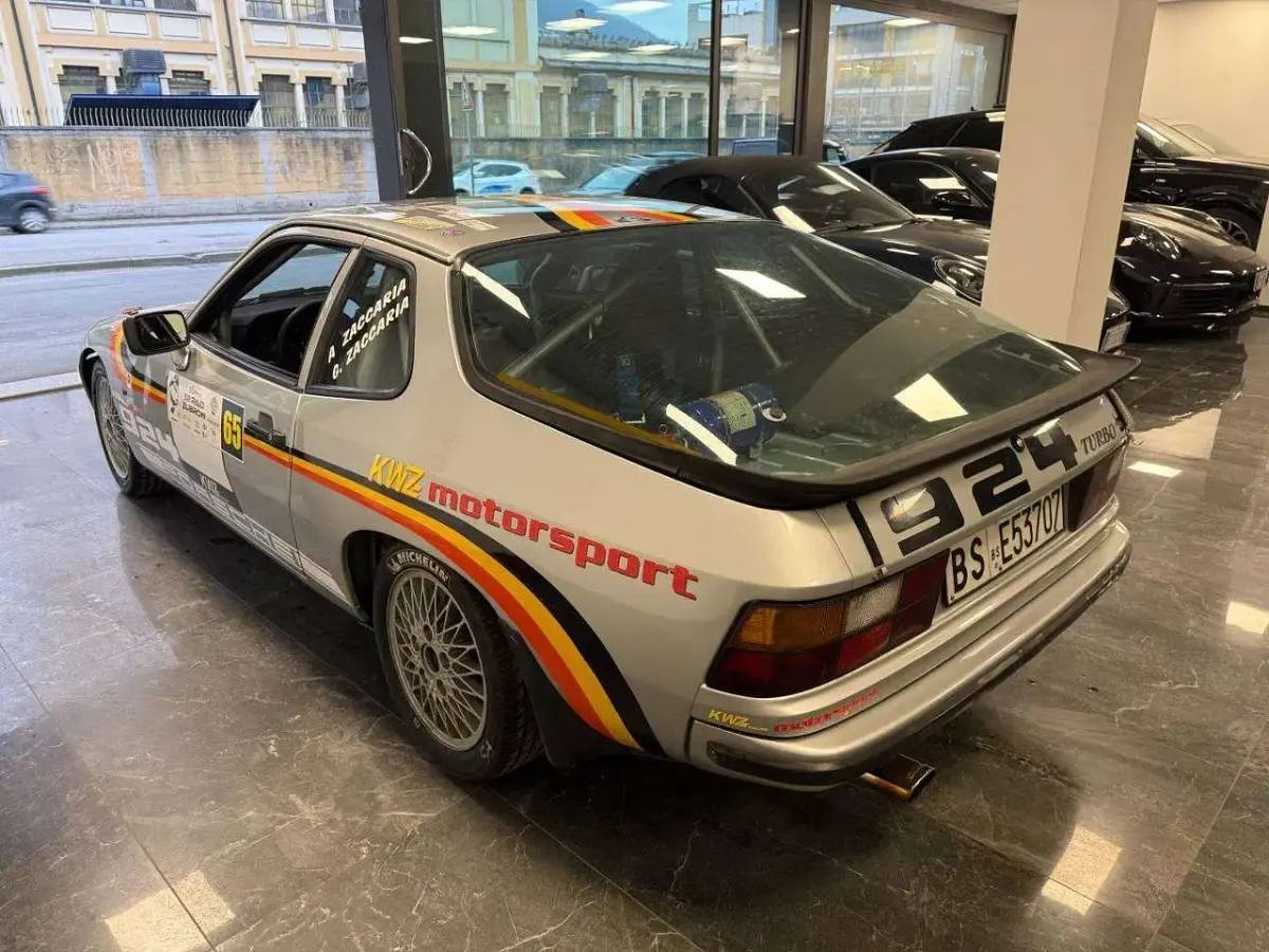 Usata Porsche 944 Turbo 170 CV (125 kW) 1990 Grigio Coupé