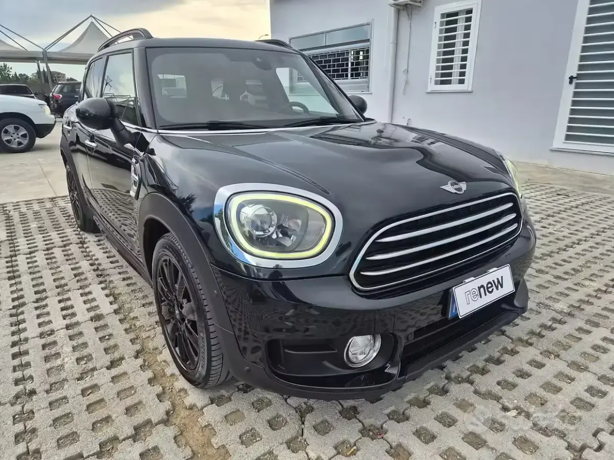 Usata Mini Cooper D Countryman Hype 150 CV (110 kW) 2018 Nero SUV