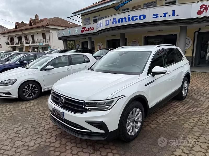 Usata VW Tiguan Life 150 CV (110 kW) 2021 Bianco SUV