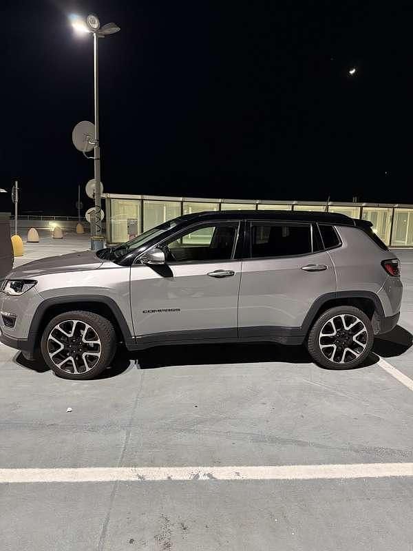 Usata Jeep Compass Limited 140 CV (102 kW) 2019 SUV
