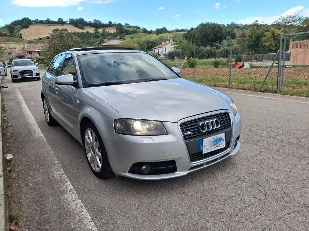 Usata Audi A3 Sportback S-Line 105 CV (77 kW) 2008 Argento Utilitaria