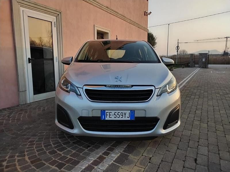 Usata Peugeot 108 69 CV (50 kW) 2016 Grigio Utilitaria