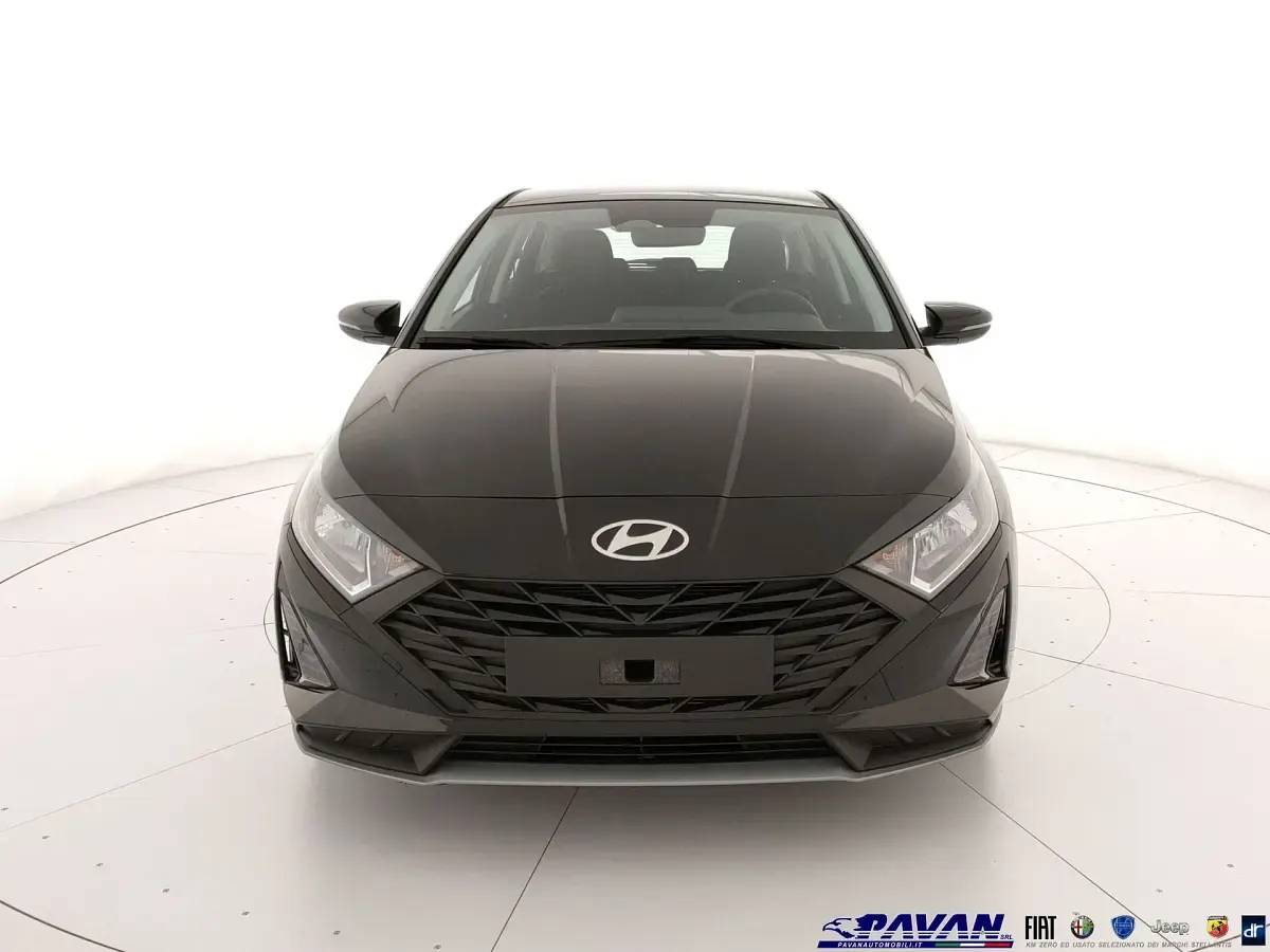 Nuova Hyundai i20 77 CV (56 kW) 2026 Nero Utilitaria