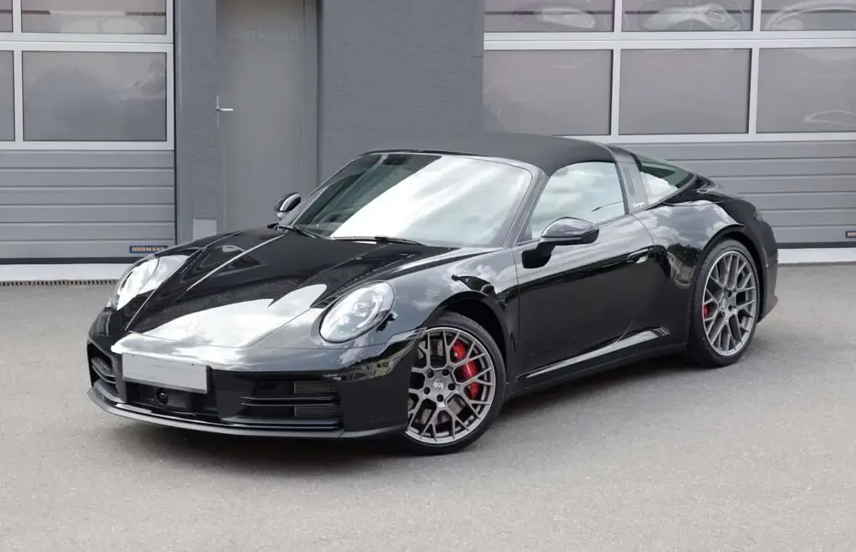 Usata Porsche 911 480 CV (353 kW) 2026 Nero Cabrio