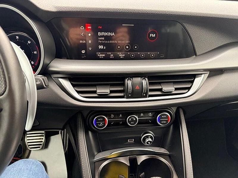 Usata Alfa Romeo Stelvio Veloce 210 CV (154 kW) 2024 Bianco SUV
