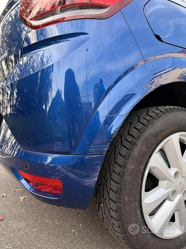 Usata Dacia Sandero 65 CV (47 kW) 2024 Blu Berlina