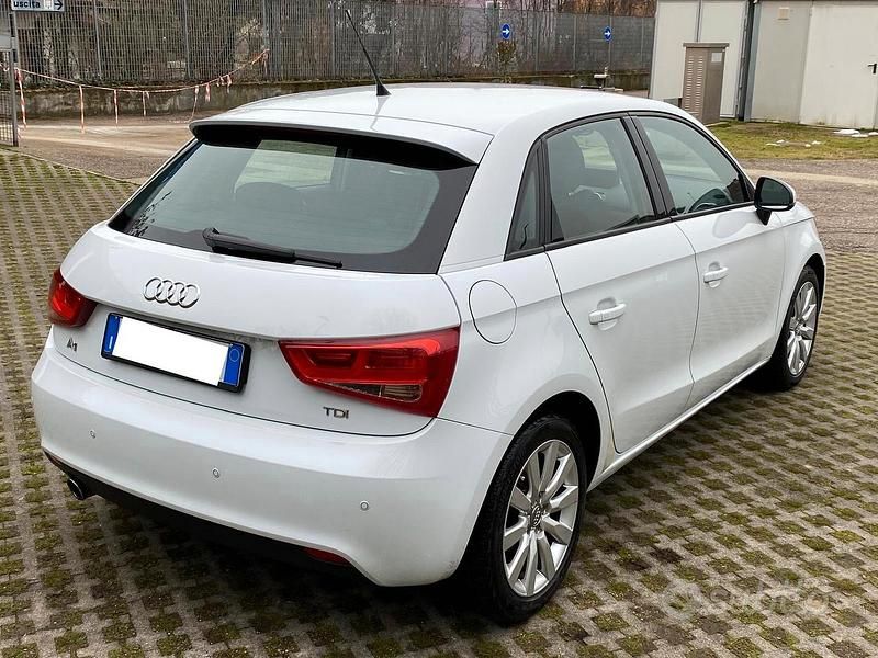 Usata Audi A1 Sportback 90 CV (66 kW) 2015 Bianco Utilitaria