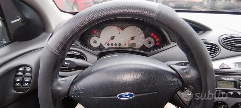Usata Ford Focus 100 CV (73 kW) 2002