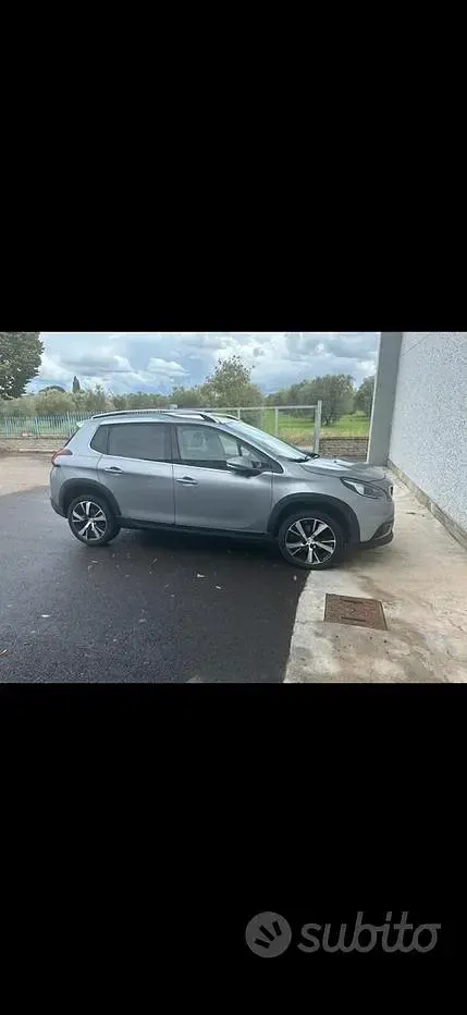 Usata Peugeot 2008 110 CV (80 kW) 2018 Grigio SUV