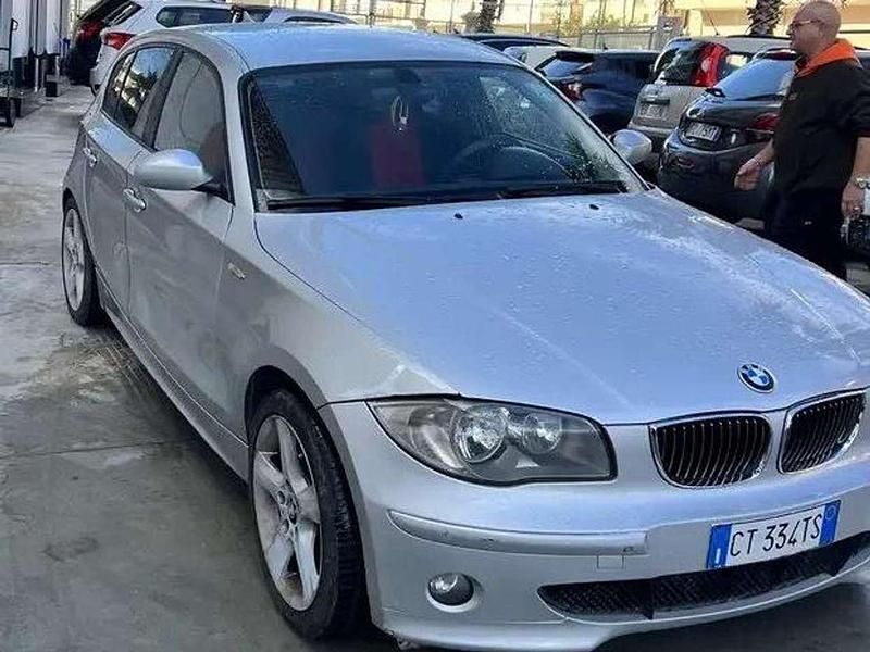 Usata BMW 120 163 CV (119 kW) 2005 Grigio Utilitaria