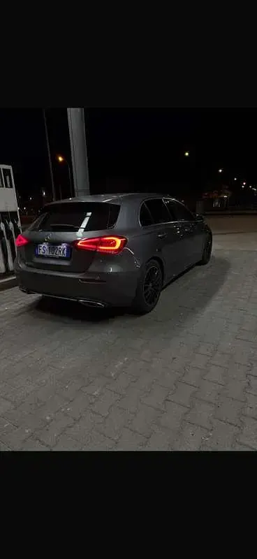 Usata Mercedes A180 116 CV (85 kW) 2019 Berlina